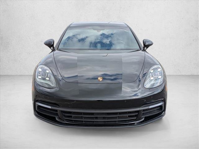 Used 2018 Porsche Panamera image 2