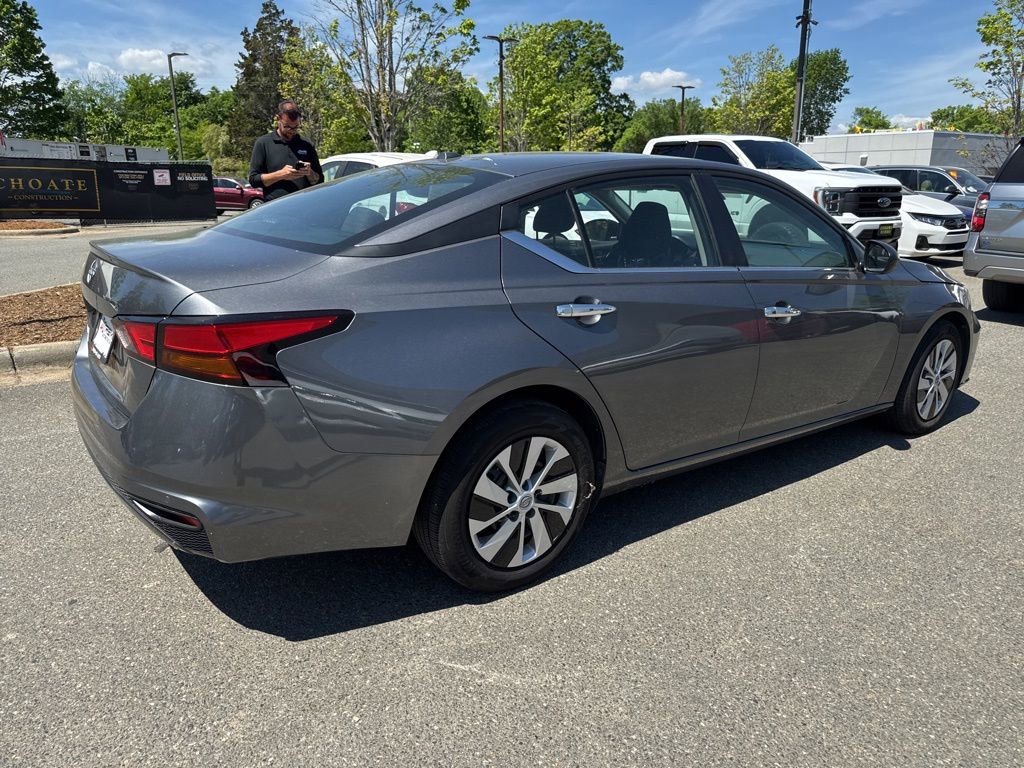 Used 2025 Nissan Altima 2.5 S image 6