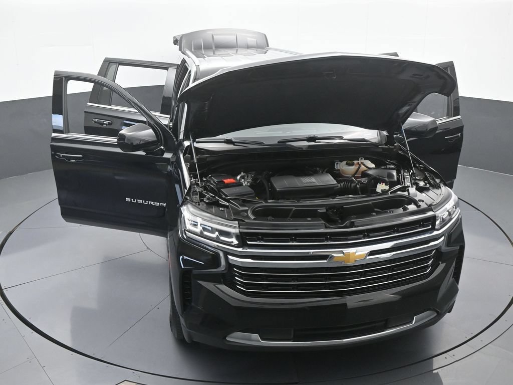 Used 2024 Chevrolet Suburban LT RWD image 70