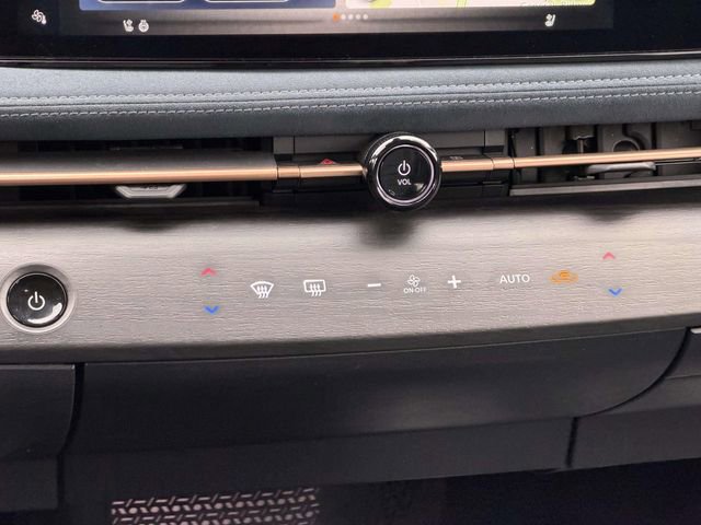 Used 2023 Nissan Ariya image 20