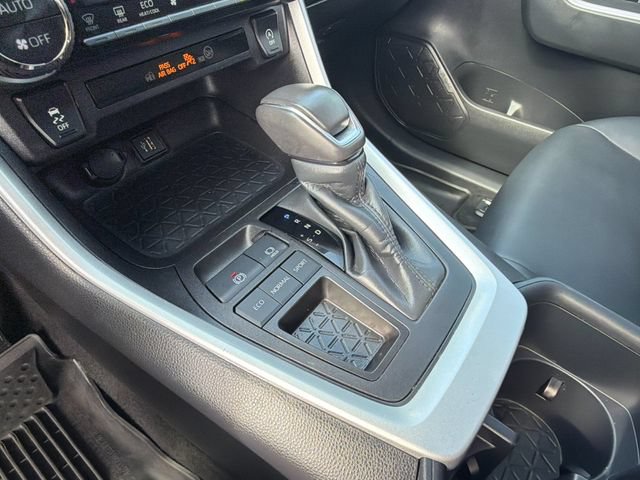Used 2024 Toyota RAV4 XLE Premium FWD image 23