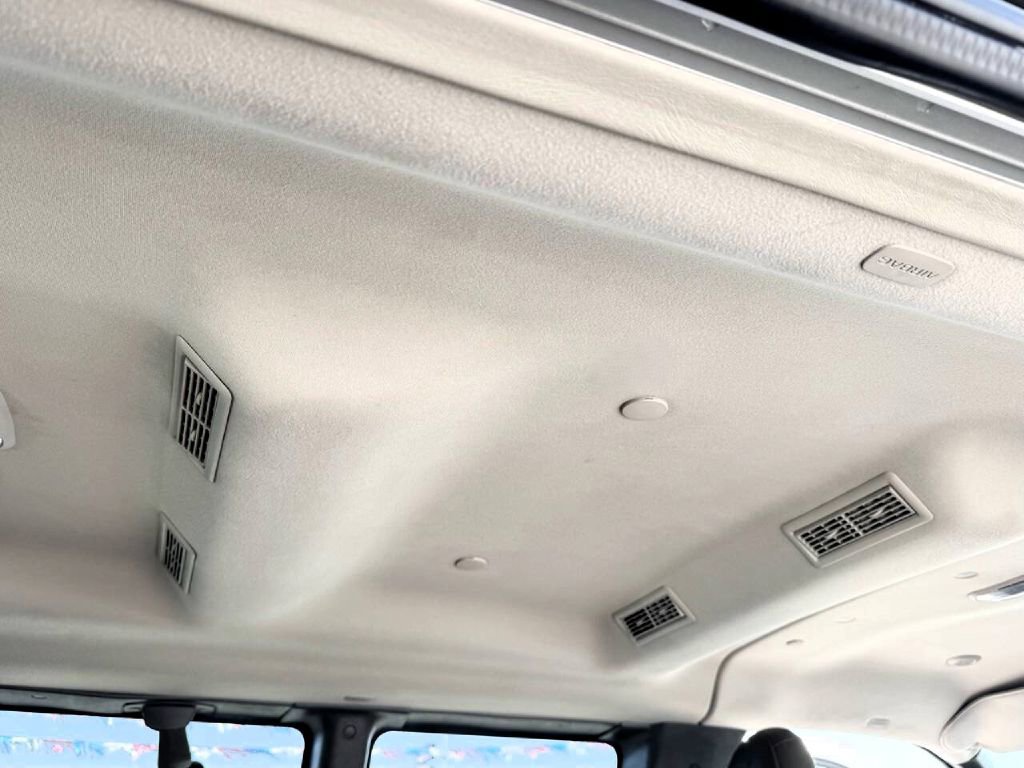 Used 2019 Chevrolet Express 3500 LT w/ LT Preferred Equipment Group image 18