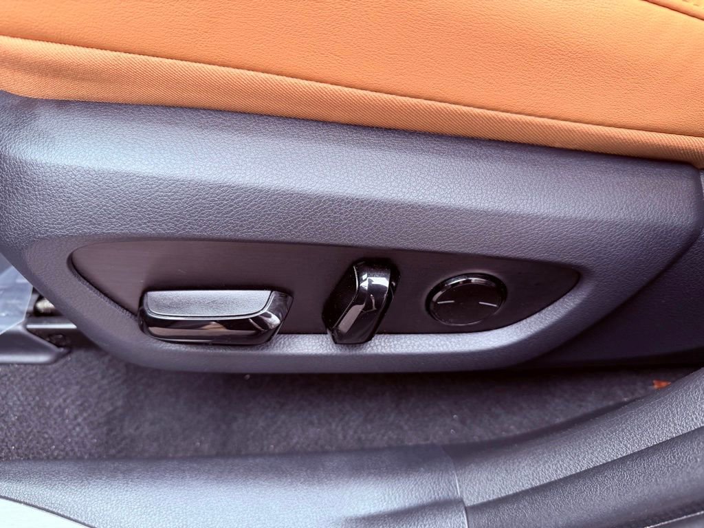 Certified 2025 Lexus NX 250 FWD w/ Premium Package image 20