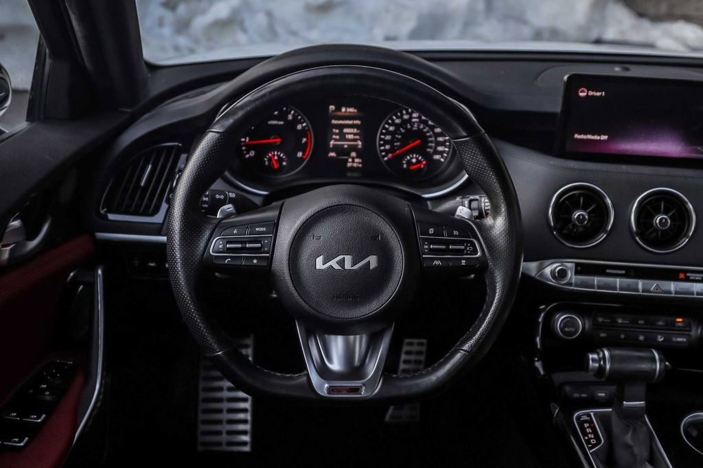 Used 2022 Kia Stinger GT-Line w/ Sun & Sound Package image 25