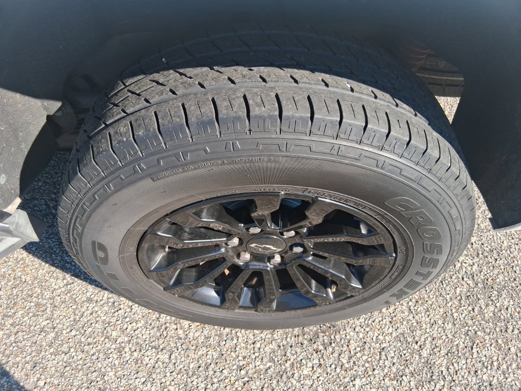Used 2017 Chevrolet Tahoe LT AWD/4WD image 9