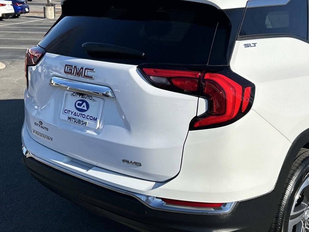 Used 2020 GMC Terrain SLT image 12
