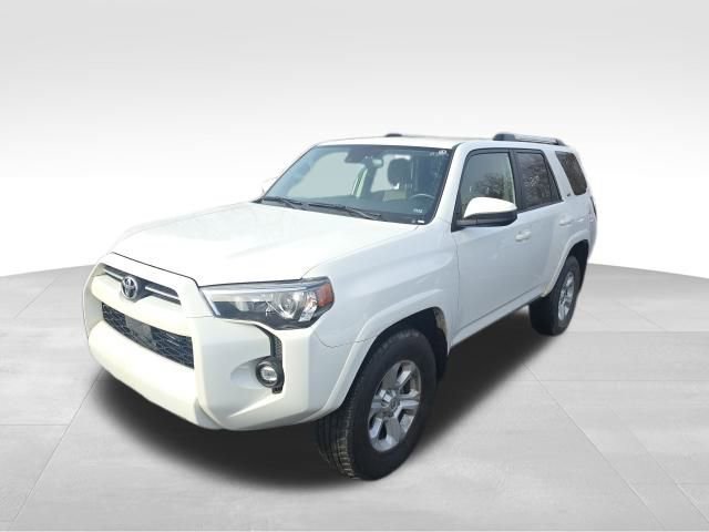 Used 2024 Toyota 4Runner SR5 image 10