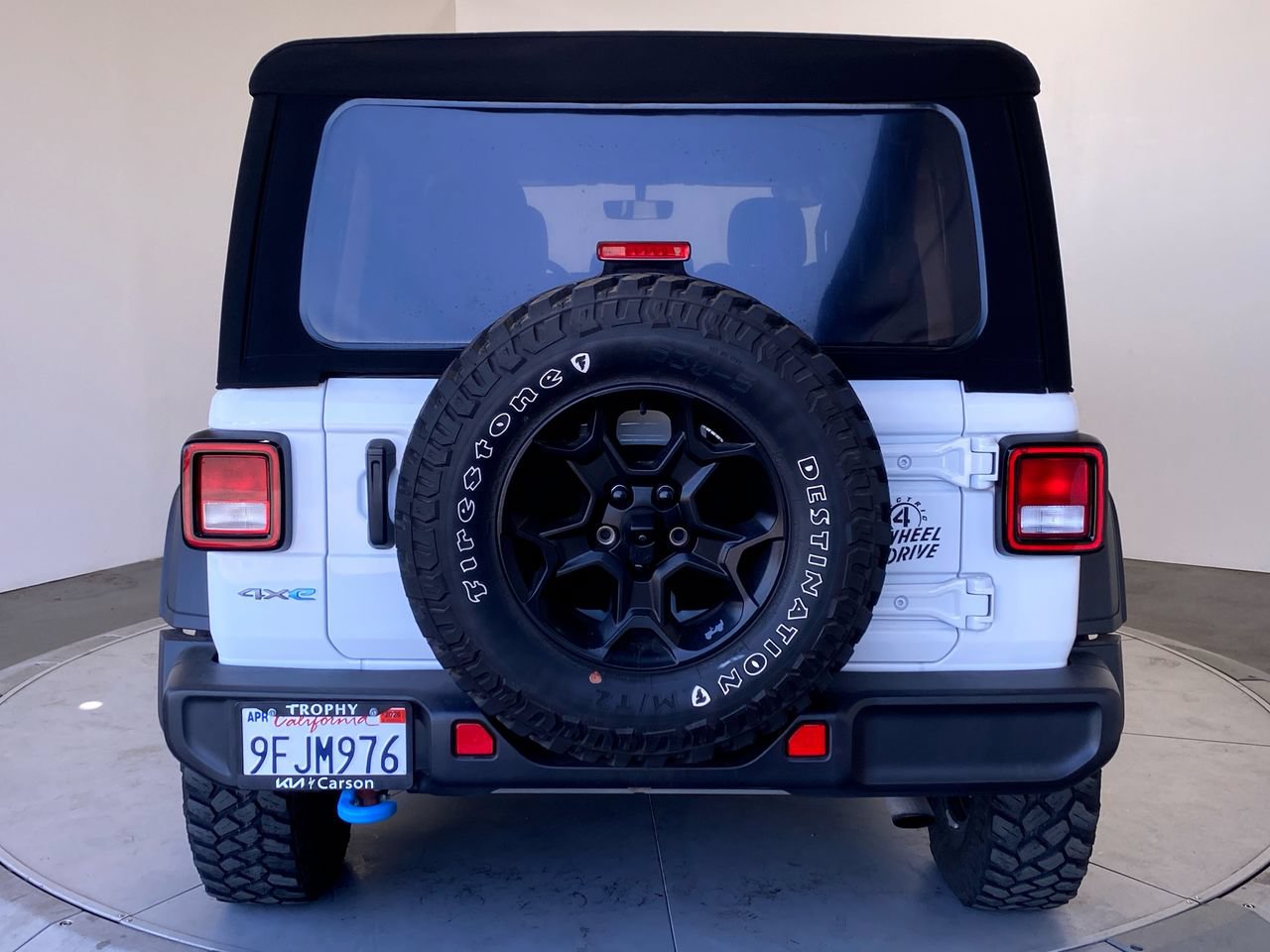 Used 2023 Jeep Wrangler Unlimited w/ Cold Weather Group AWD/4WD image 4