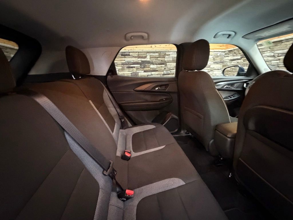 Used 2023 Chevrolet TrailBlazer LT w/ Convenience Package image 31