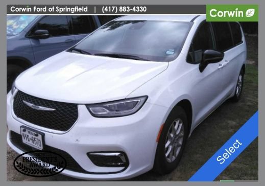Used 2025 Chrysler Pacifica Select