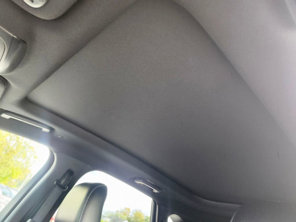 Certified 2020 Ford Edge ST w/ Cold Weather Package image 19