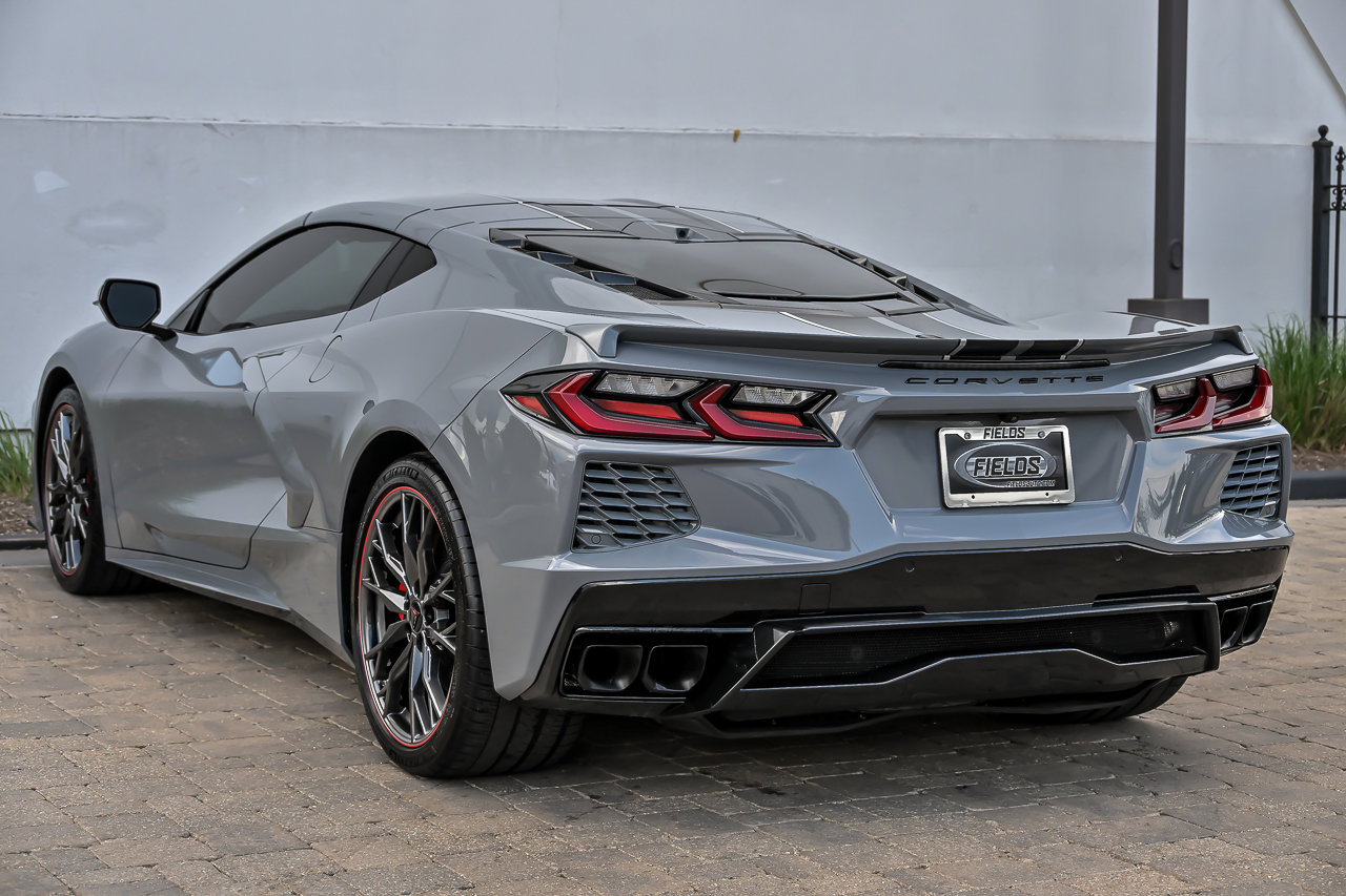 Used 2025 Chevrolet Corvette Stingray Preferred Cpe w/ Stealth Interior Trim Package RWD image 14