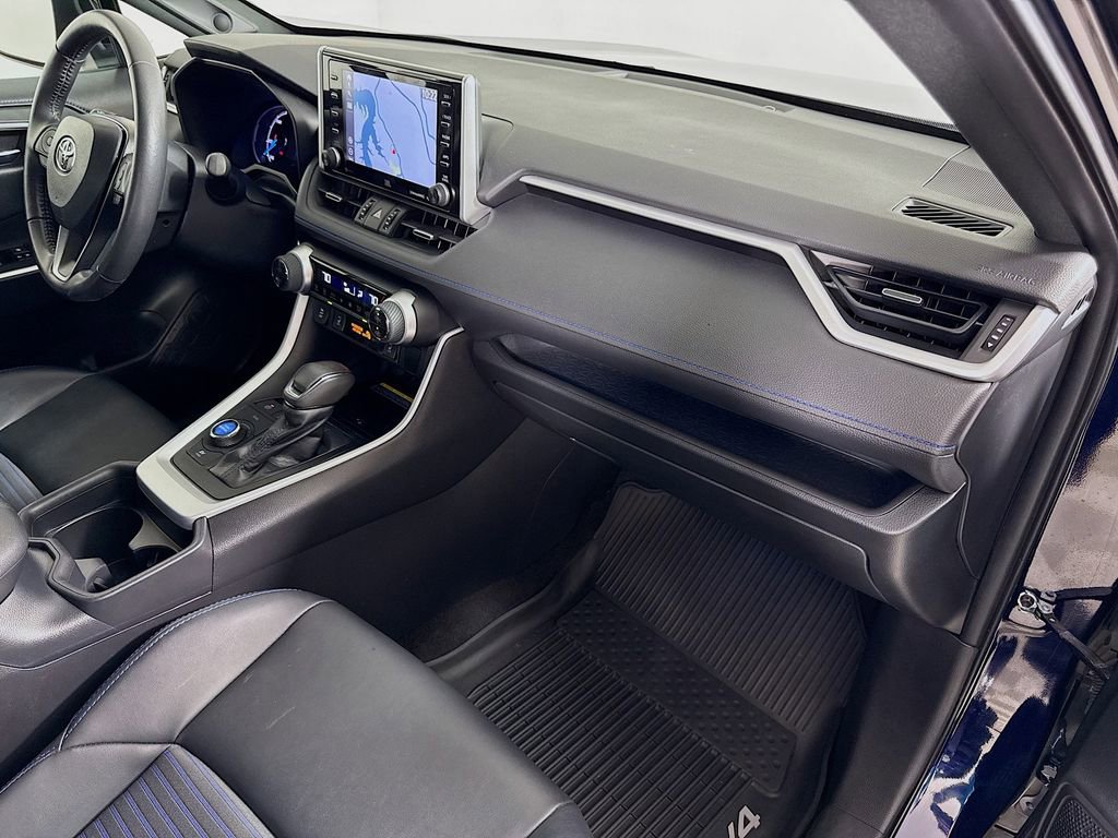 Used 2020 Toyota RAV4 XSE image 31