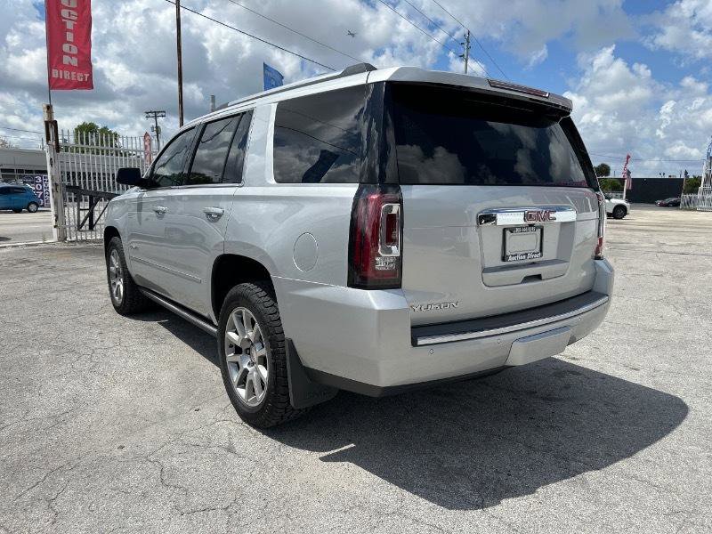 Used 2015 GMC Yukon Denali AWD/4WD image 3