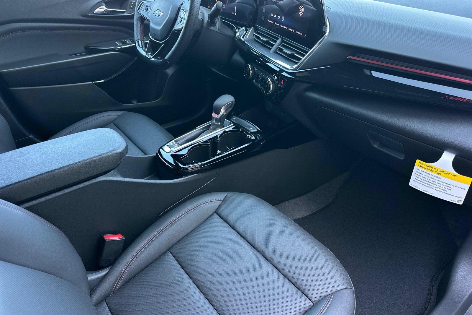 New 2026 Chevrolet Trax RS w/ Driver Confidence Package FWD image 16
