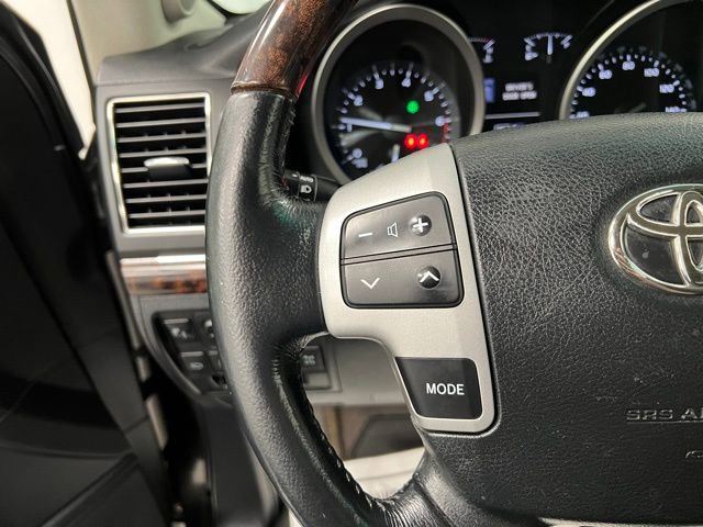 Used 2014 Toyota Land Cruiser image 29