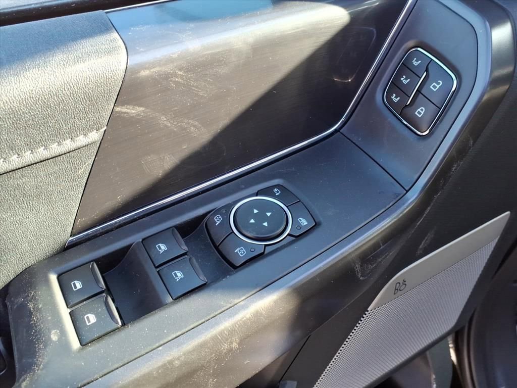 New 2026 Ford F150 Lariat w/ Equipment Group 501A Mid image 16