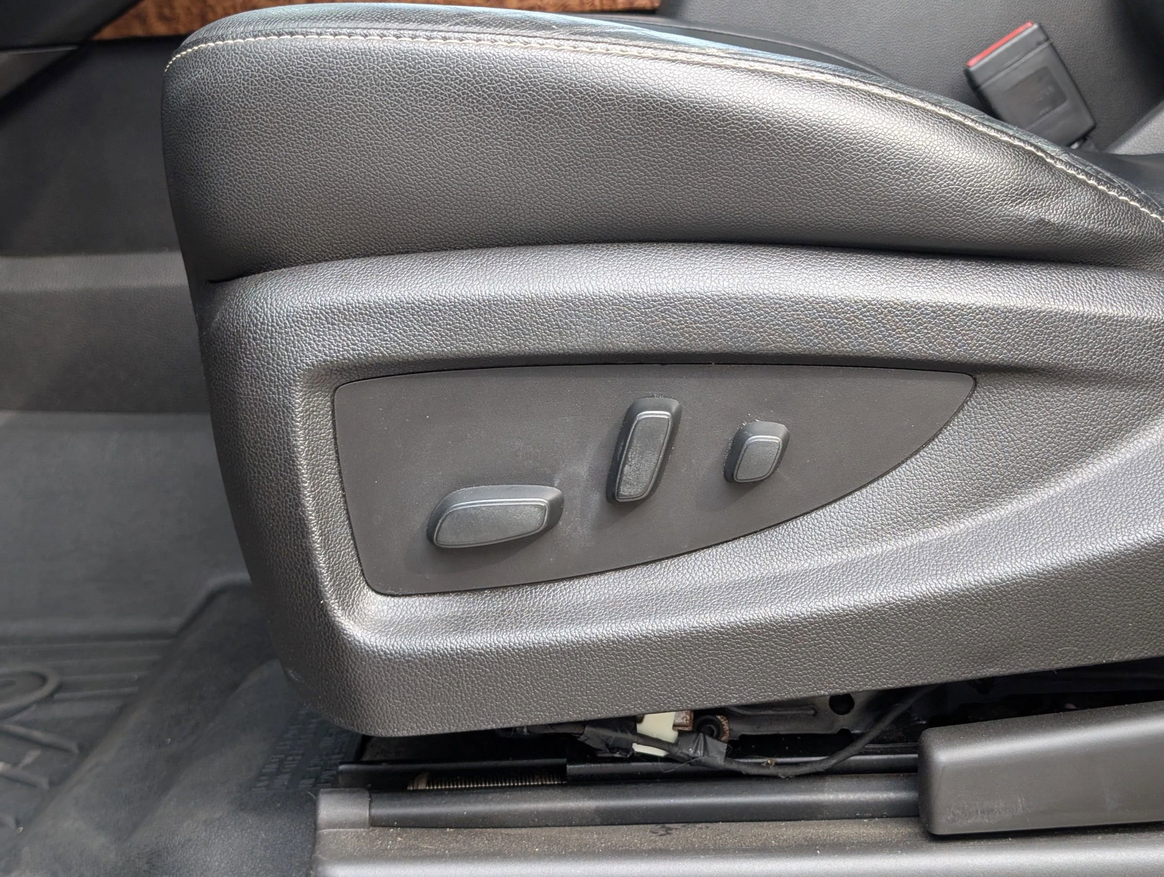 Used 2018 Chevrolet Tahoe Premier RWD image 27