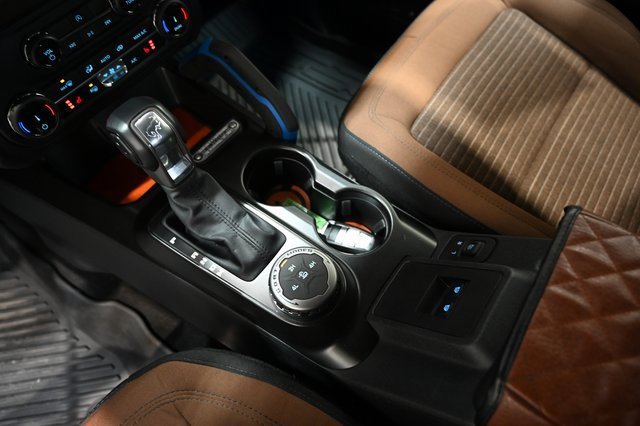Used 2022 Ford Bronco Outer Banks image 21