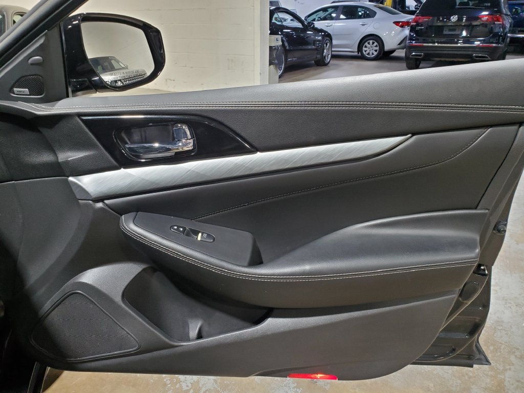 Used 2017 Nissan Maxima 3.5 SL FWD image 16