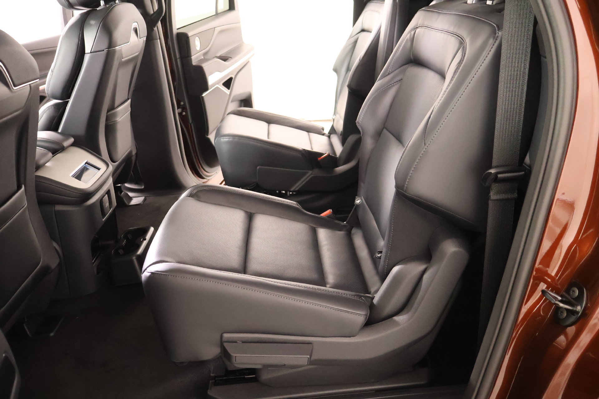 New 2027 Lincoln Navigator L Reserve w/ Jet Appearance Package AWD/4WD image 13