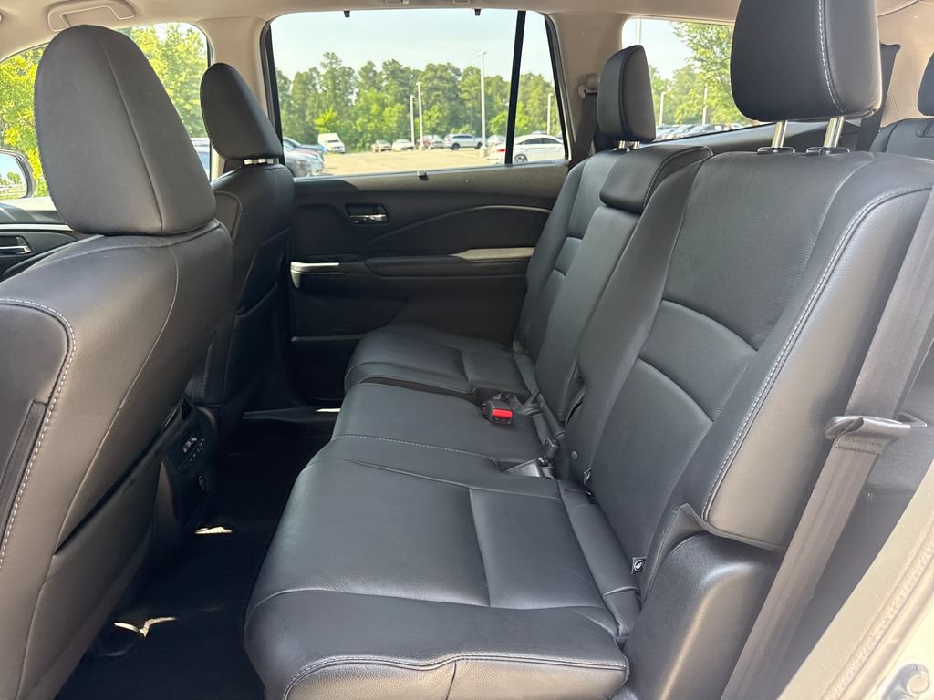 Used 2022 Honda Pilot Special Edition image 32