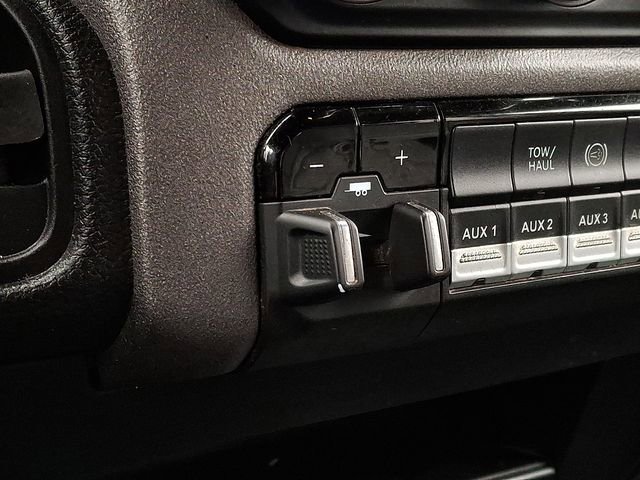 Used 2022 RAM 5500 Tradesman w/ Chrome Appearance Group image 23