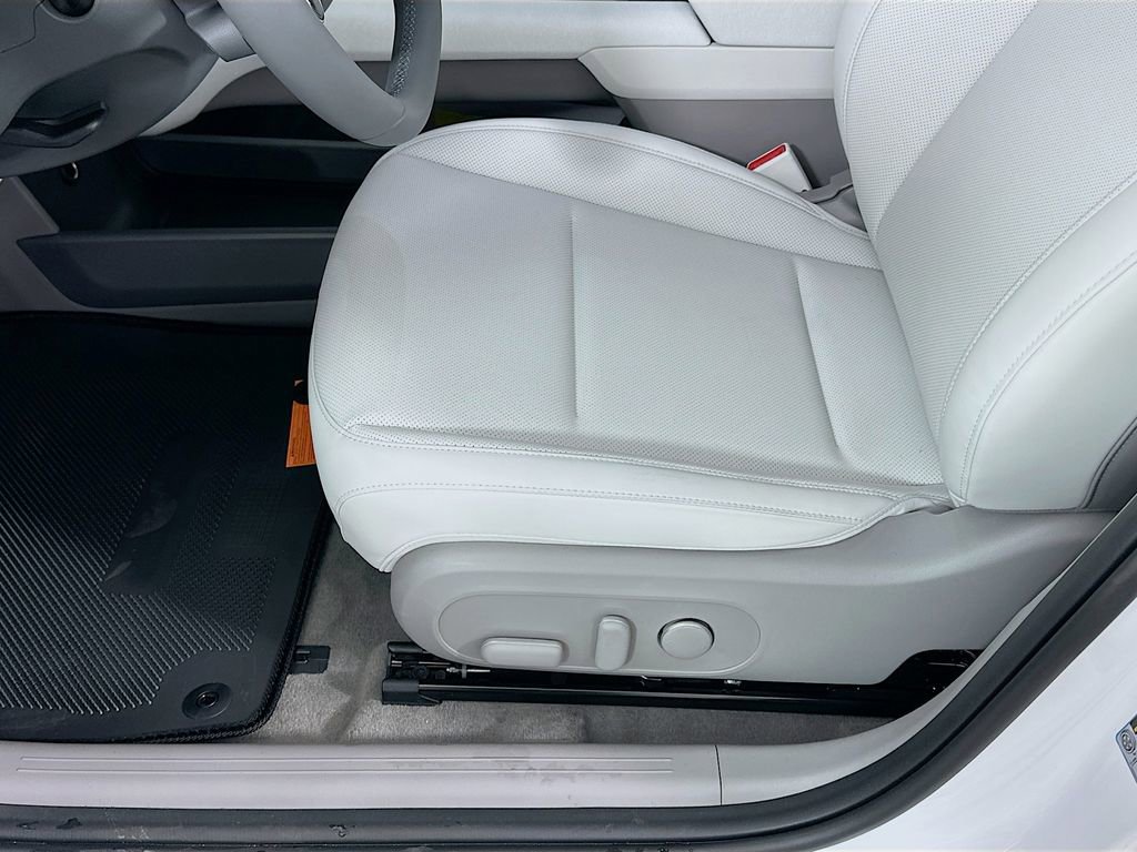 New 2025 Hyundai Ioniq 6 SEL image 21