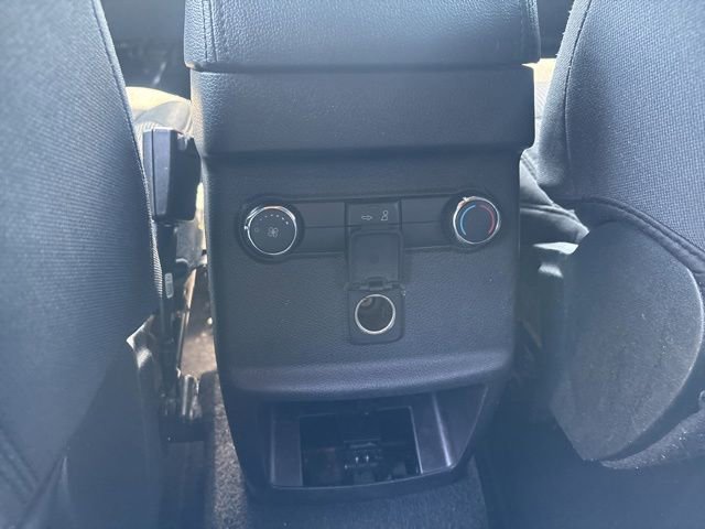 Used 2018 Ford Explorer XLT w/ Equipment Group 201A FWD image 21
