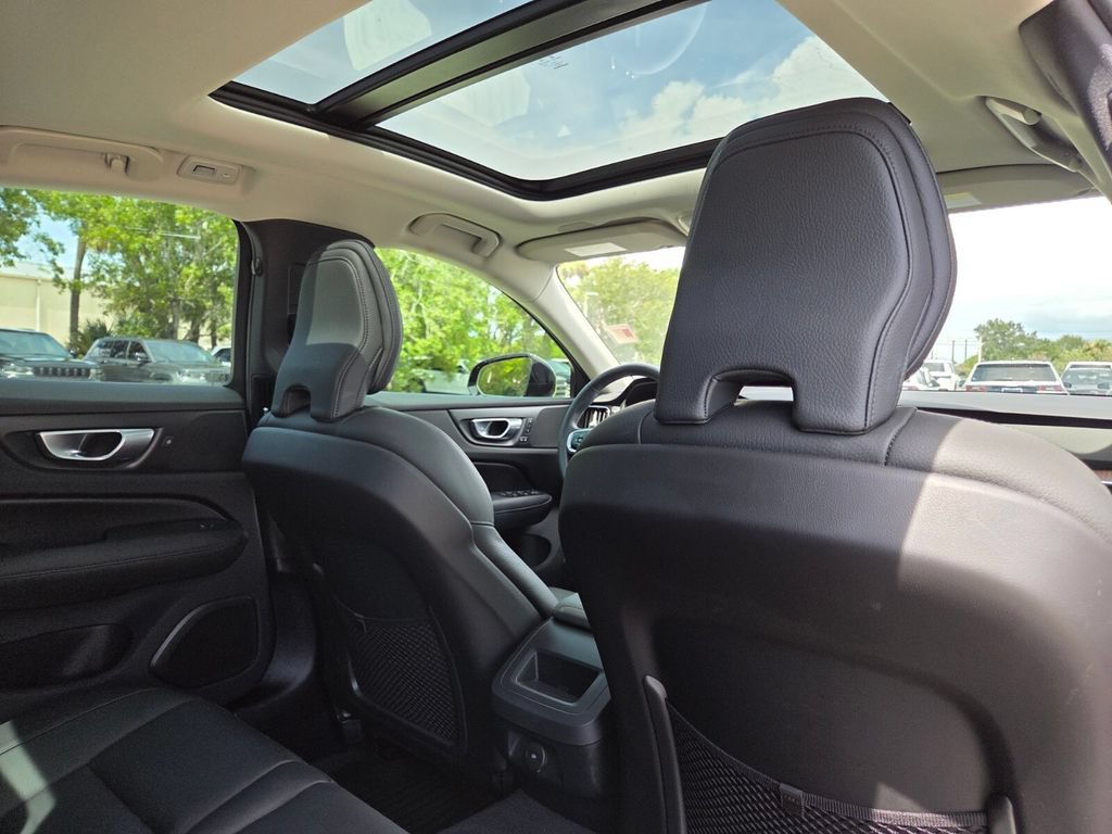 Used 2025 Volvo S60 B5 Plus w/ Protection Package Premier FWD image 17