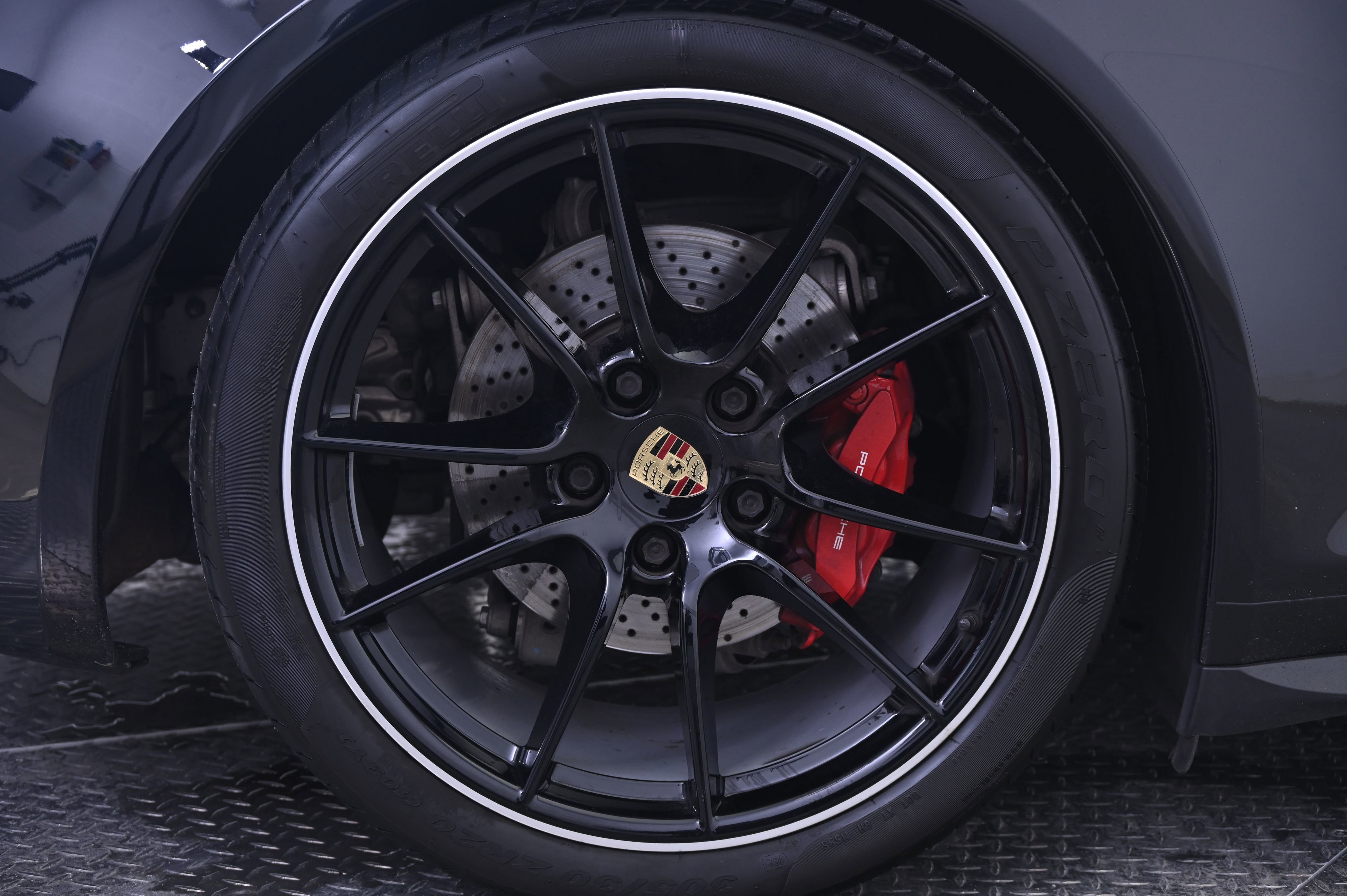 Used 2015 Porsche 911 Targa 4S image 17