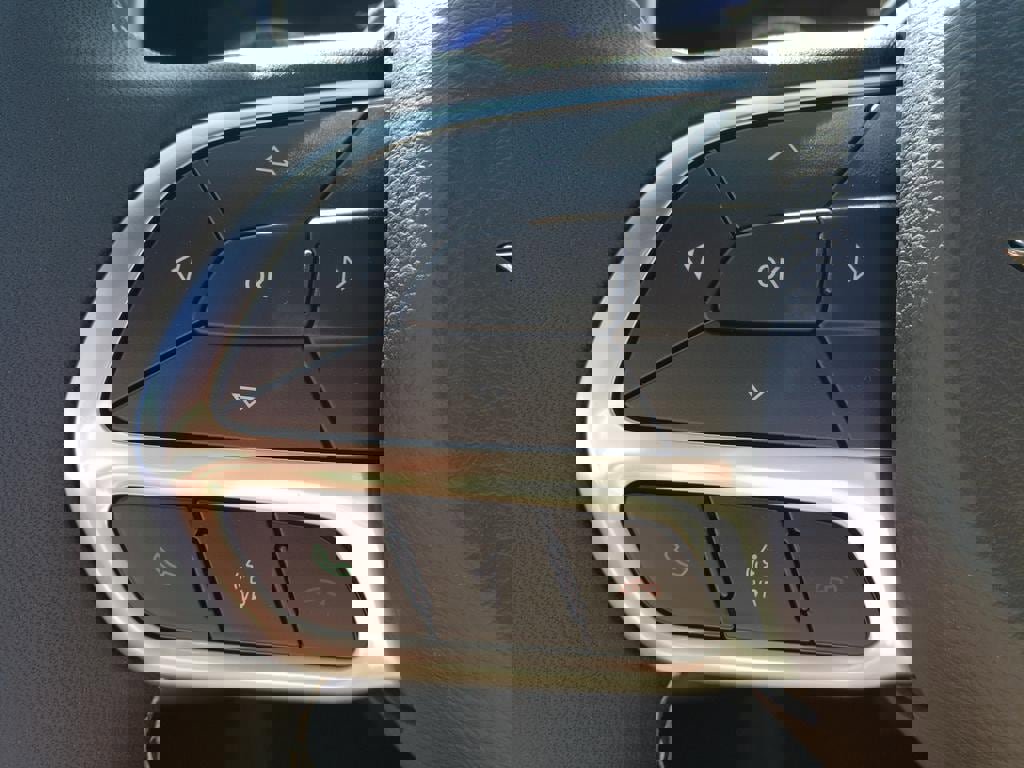 New 2026 Chrysler Voyager LX image 19