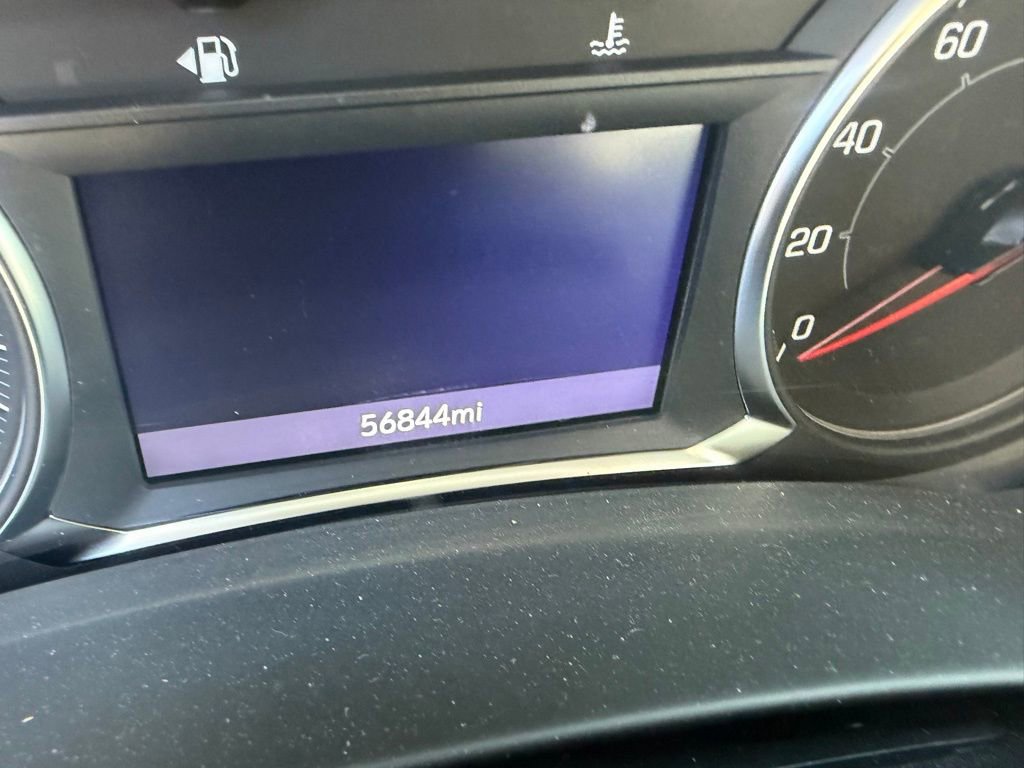 Used 2023 GMC Terrain SLT image 12