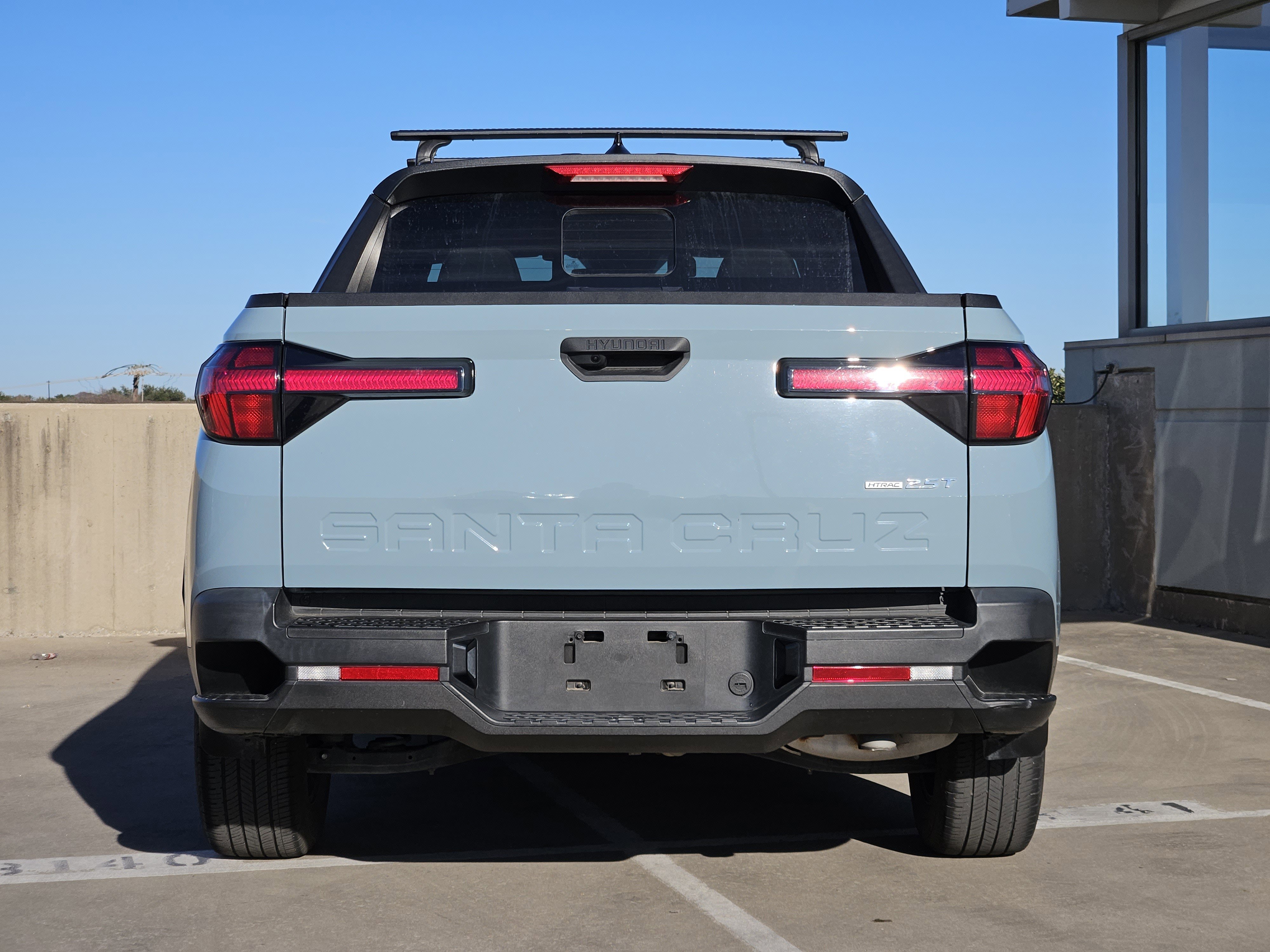 Used 2023 Hyundai Santa Cruz SEL Premium w/ Cargo Package image 7