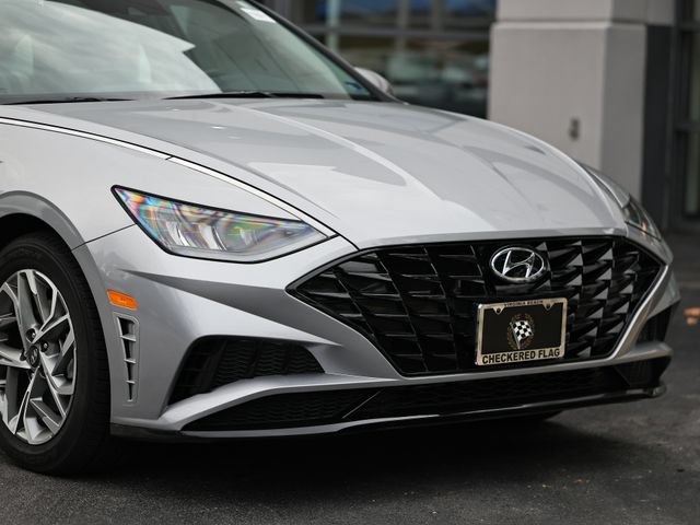 Used 2023 Hyundai Sonata SEL FWD image 2