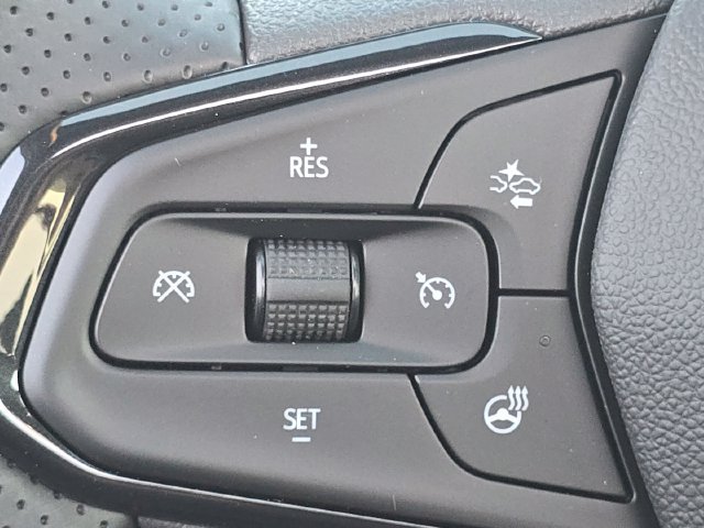 New 2026 Chevrolet Trax RS w/ Sunroof Package FWD image 30