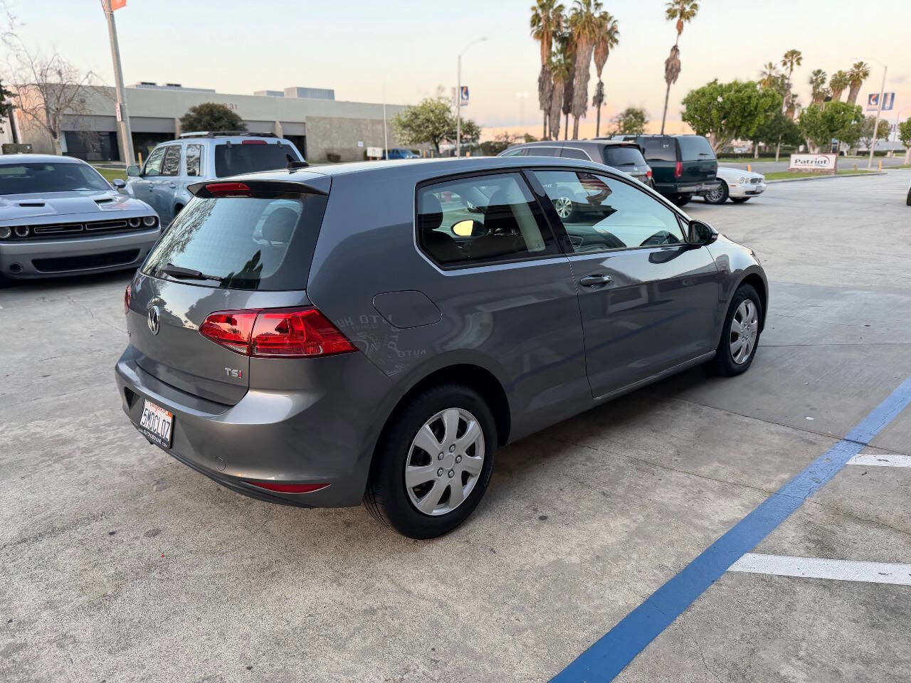 Used 2015 Volkswagen Golf Launch Edition image 11