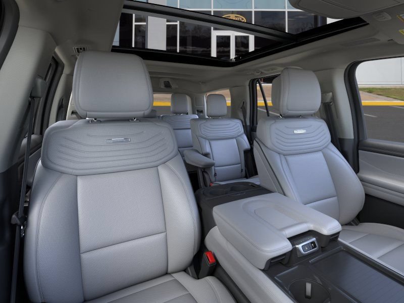 New 2026 Ford Expedition Platinum w/ Platinum Ultimate Package AWD/4WD image 10