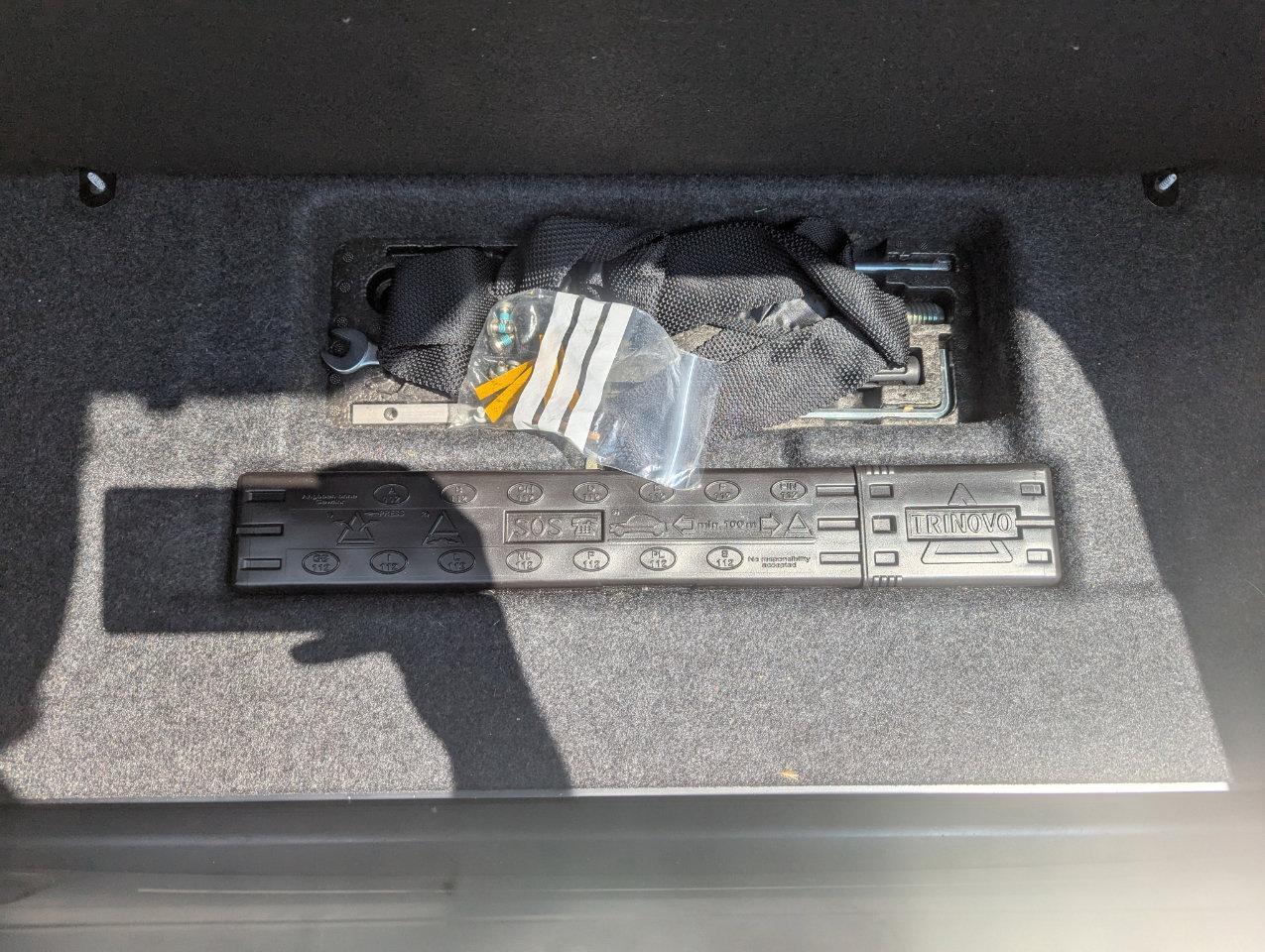 Used 2018 Rolls-Royce Dawn image 53