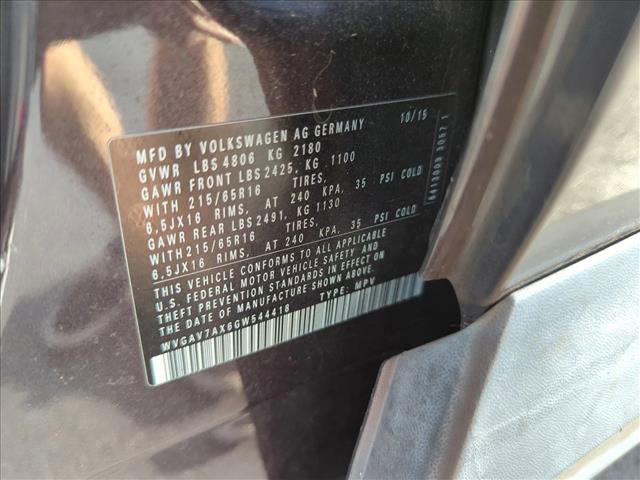 Used 2016 Volkswagen Tiguan S image 15