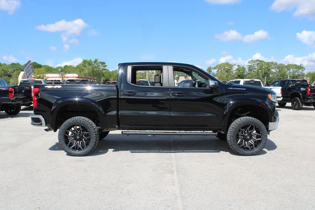 Used 2025 Chevrolet Silverado 1500 LT image 12