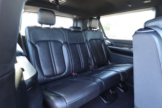 Used 2024 Jeep Wagoneer L Series II RWD image 34