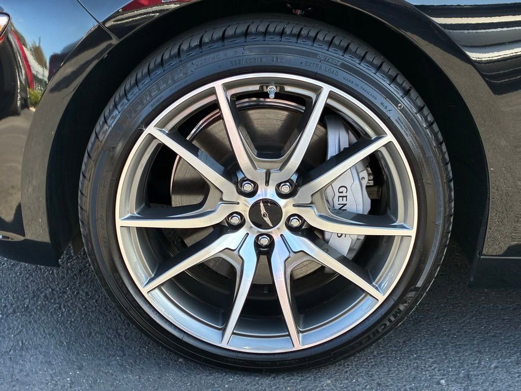 Used 2025 Genesis G70 2.5T image 46