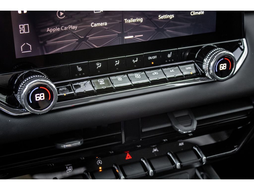 New 2026 GMC Canyon Elevation w/ Convenience Package image 31