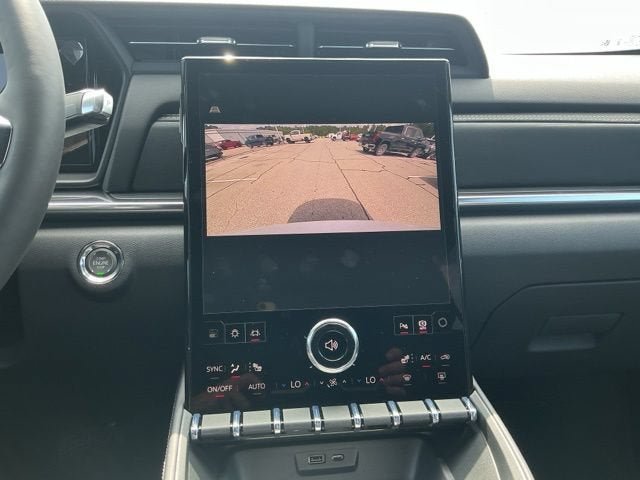 New 2027 GMC Terrain Elevation w/ Elevation Premium Package FWD image 9