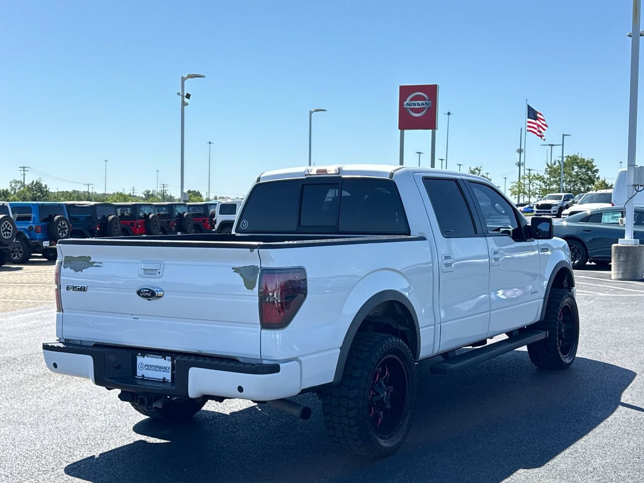 Used 2014 Ford F150 FX4 w/ Equipment Group 402A Luxury AWD/4WD image 2