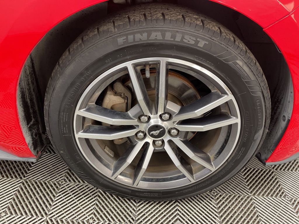 Used 2017 Ford Mustang Premium image 30