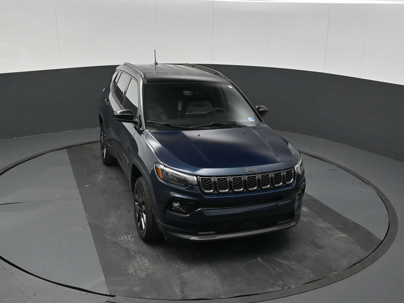 Used 2026 Jeep Compass Limited AWD/4WD image 21