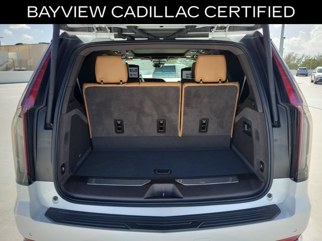 Certified 2024 Cadillac Escalade Premium Luxury w/ Performance Package AWD/4WD image 12