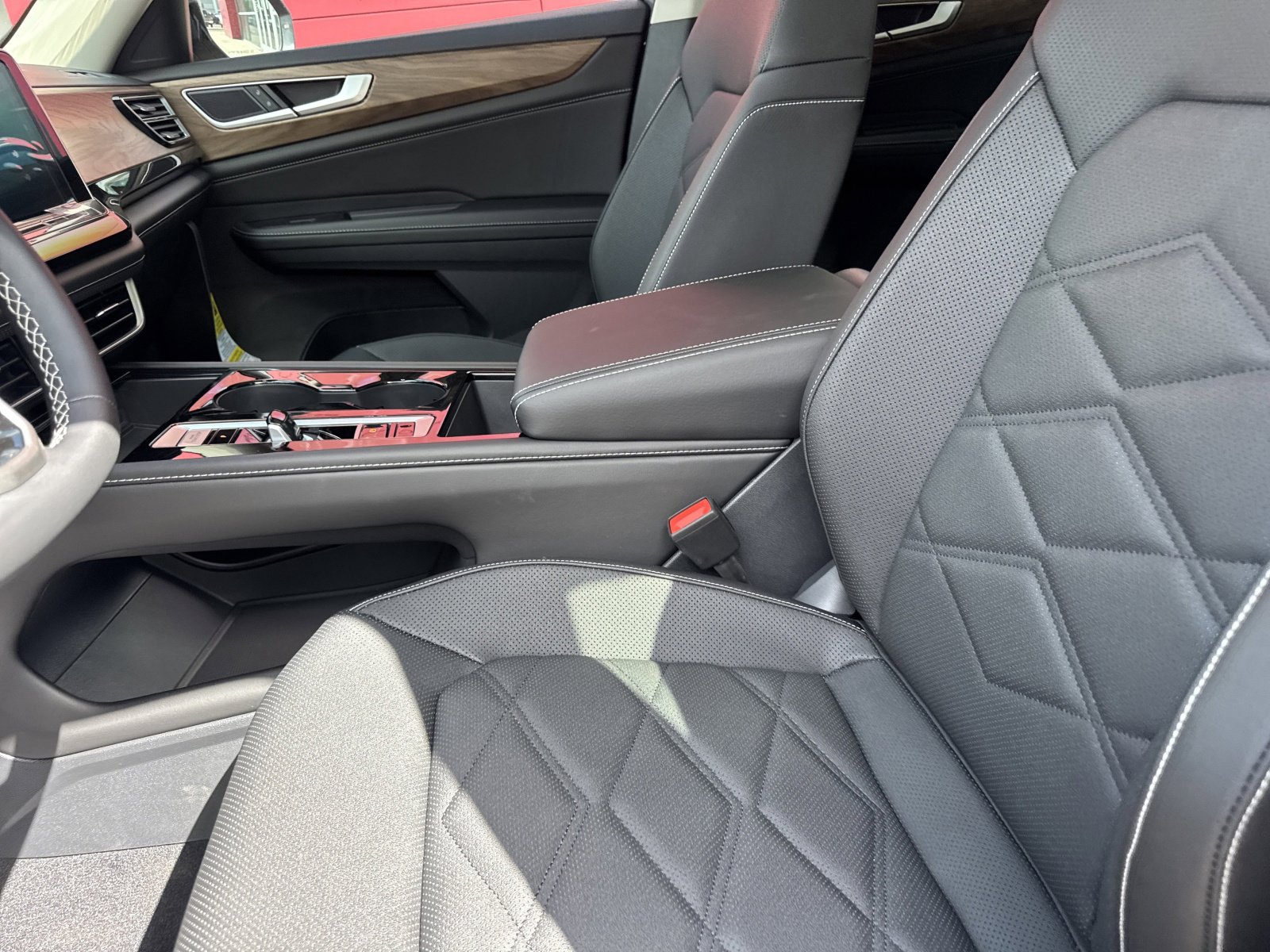 New 2026 Volkswagen Atlas SE image 15